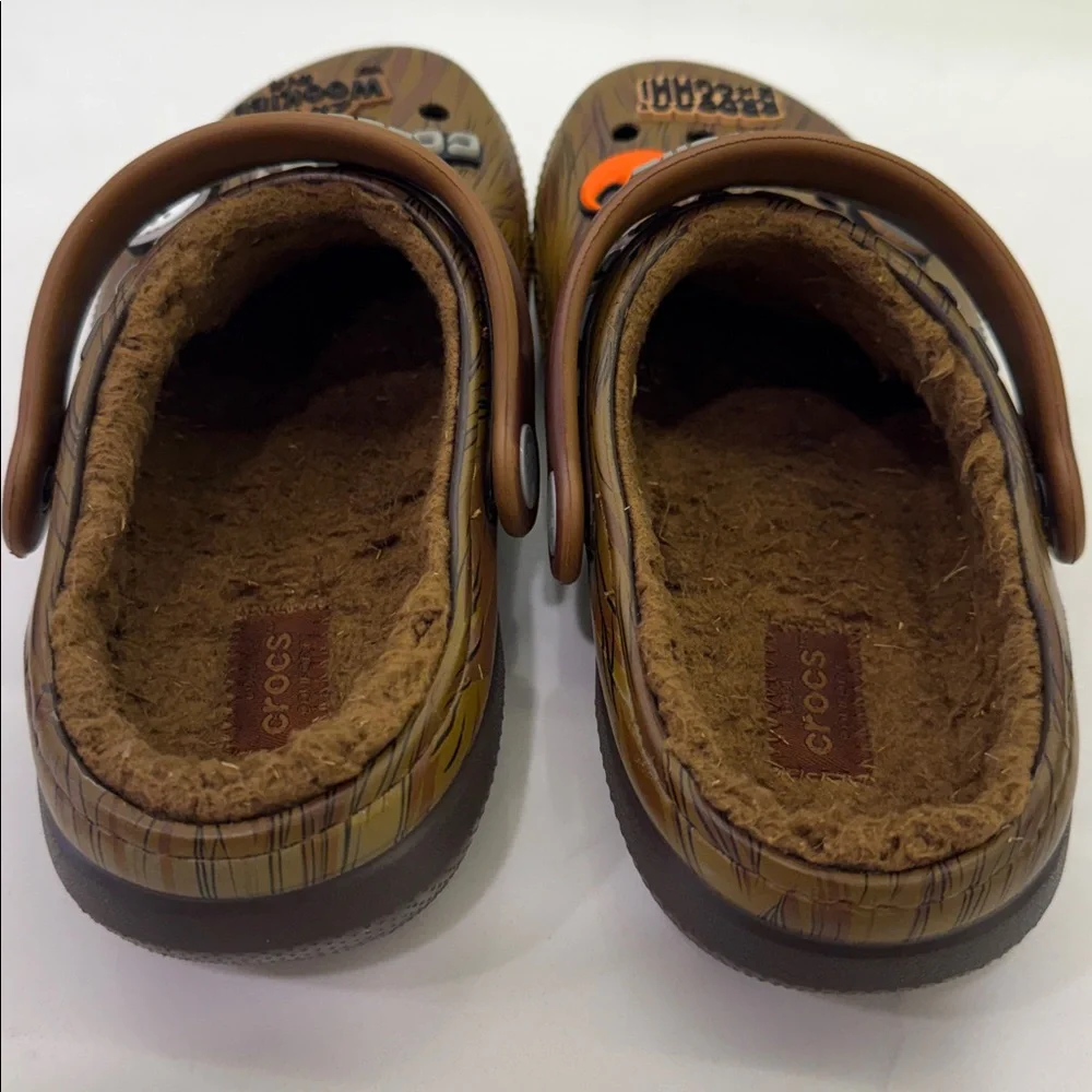 Disney Star Wars Chewbacca Lined Crocs Size 1 Toddler Wookiee Fuzzy Clogs